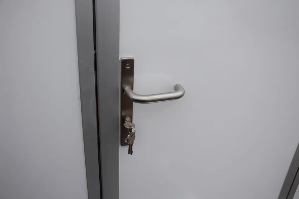 METAL-HANDLE
